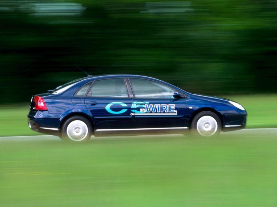  Citroen C5 ByWire 2005 года  (фото 3 из 5)